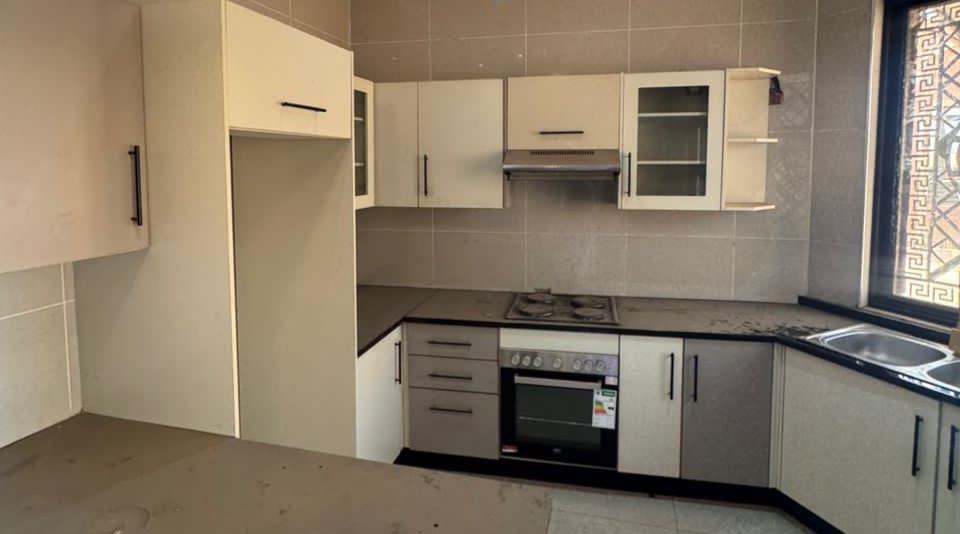 Habitation · 2 pièces – Golf Meteo 1, Lubumbashi
