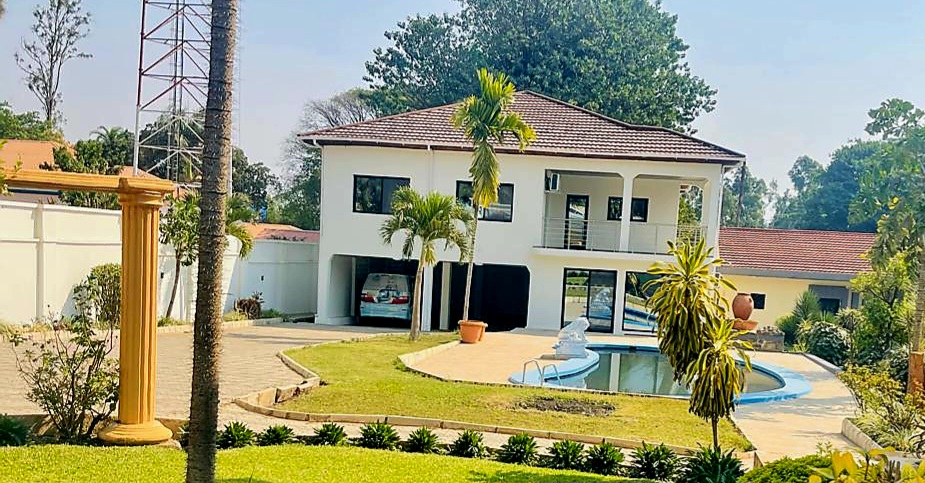 Habitation · 12 pièces – Makutano, Lubumbashi