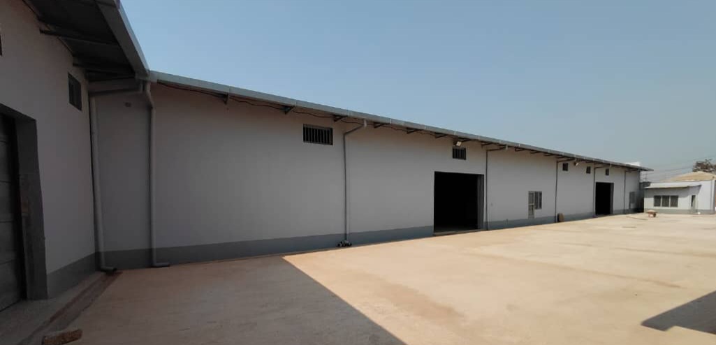 Commercial · 2 pièces – Ciamalale, Lubumbashi