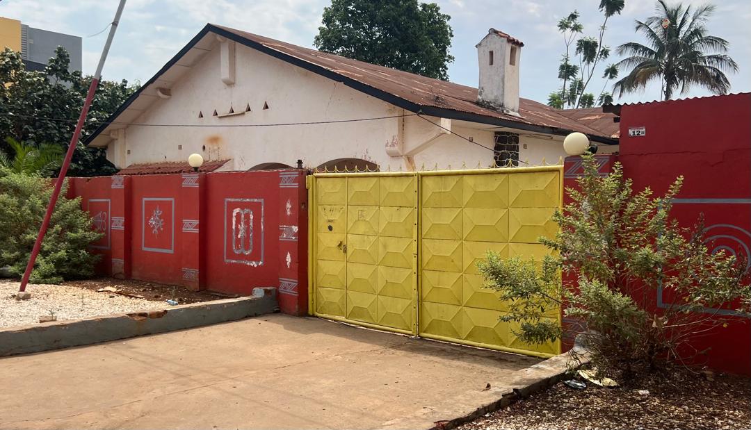 Parcelle · 4 pièces – Avennue Du 30.Juin, Lubumbashi