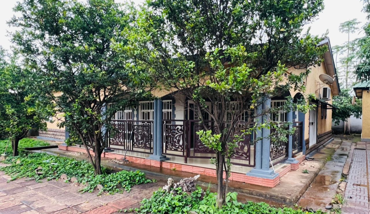Habitation · 3 pièces – Biayi / Kalubwe, Lubumbashi